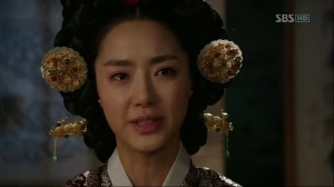 Tree With Deep Roots Ep 01.avi_004164798