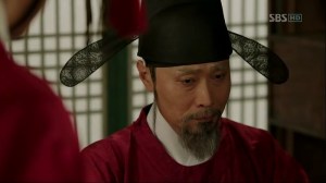 Tree with Deep Roots Ep 10.avi_001625658