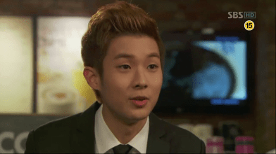 vlcsnap-2012-04-10-01h37m14s225