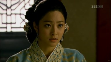 FTE12180912.avi_002147580