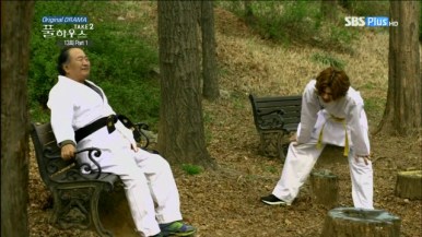 FHT2E13P1 360p-Ernie.avi_001270399