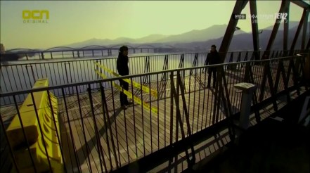 Special.Affairs.Team.TEN.2.E02.130421.HDTV.X264-EUNBiT.avi_004385472