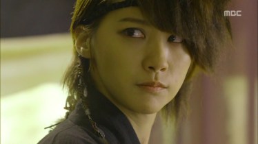 Empress.Ki.E10.131126.HDTV.XviD-LIMO.avi_000769602