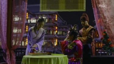 Empress.Ki.E10.131126.HDTV.XviD-LIMO.avi_000942175