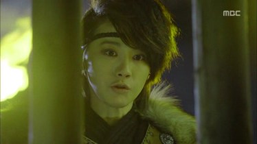 Empress.Ki.E12.131203.HDTV.XviD-LIMO.avi_002573106