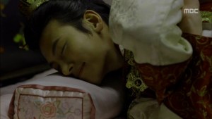 Empress.Ki.E15.131216.HDTV.XviD-LIMO.avi_000484884