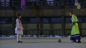 Empress.Ki.E15.131216.HDTV.XviD-LIMO.avi_001832866