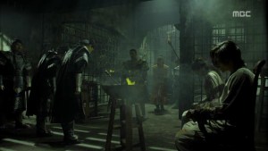 Empress.Ki.E15.131216.HDTV.XviD-LIMO.avi_002312245