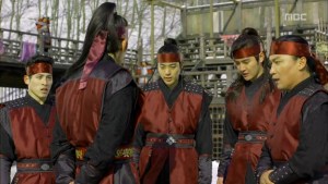 Empress.Ki.E15.131216.HDTV.XviD-LIMO.avi_003278244