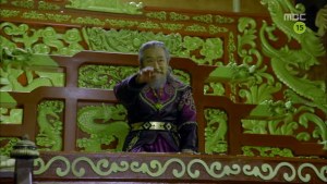 Empress.Ki.E16.131217.HDTV.XviD-LIMO.avi_003018952