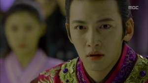 Empress.Ki.E16.131217.HDTV.XviD-LIMO.avi_003163029