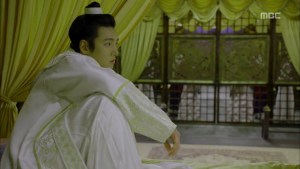 Empress.Ki.E17.131223.HDTV.XviD-LIMO.avi_000080213