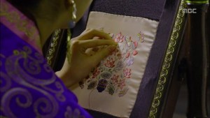 Empress.Ki.E17.131223.HDTV.XviD-LIMO.avi_000670970