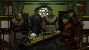 Empress.Ki.E17.131223.HDTV.XviD-LIMO.avi_001922055