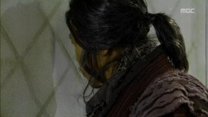 Empress.Ki.E17.131223.HDTV.XviD-LIMO.avi_002108108