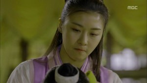 Empress.Ki.E17.131223.HDTV.XviD-LIMO.avi_002879179