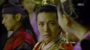 Empress.Ki.E17.131223.HDTV.XviD-LIMO.avi_003235669