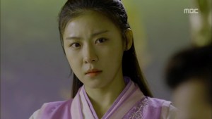 Empress.Ki.E18.131224.HDTV.XviD-LIMO.avi_002099666