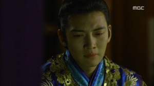 Empress.Ki.E19.140106.HDTV.XviD-LIMO.avi_002177310