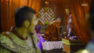 Empress.Ki.E20.140107.HDTV.XviD-LIMO.avi_000202569