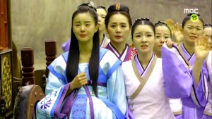 Empress.Ki.E22.140114.HDTV.XviD-LIMO.avi_003013613