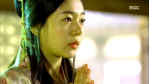 Empress.Ki.E22.140114.HDTV.XviD-LIMO.avi_003191758