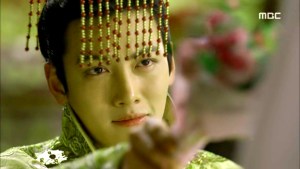 Empress.Ki.E26.140128.HDTV.XviD-LIMO.avi_000051317