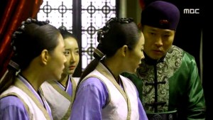 Empress.Ki.E26.140128.HDTV.XviD-LIMO.avi_002146579