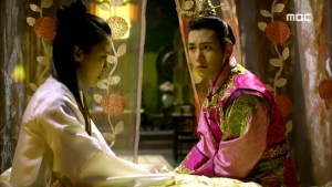 Empress.Ki.E26.140128.HDTV.XviD-LIMO.avi_002598098