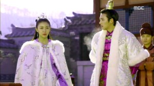 Empress.Ki.E27.140203.HDTV.XviD-LIMO.avi_000286686