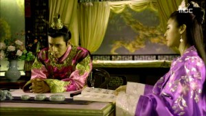 Empress.Ki.E27.140203.HDTV.XviD-LIMO.avi_002133533