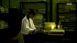 Empress.Ki.E27.140203.HDTV.XviD-LIMO.avi_003227293