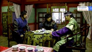 Empress.Ki.E30.140217.HDTV.XviD-LIMO.avi_001163863