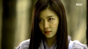 Empress.Ki.E33.140225.HDTV.XviD-LIMO.avi_000990357