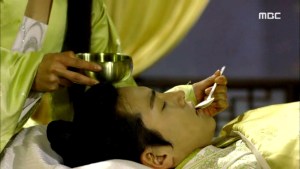 Empress.Ki.E33.140225.HDTV.XviD-LIMO.avi_002627093