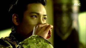 Empress.Ki.E37.140311.HDTV.XviD-LIMO.avi_000227594