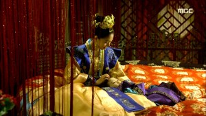 Empress.Ki.E37.140311.HDTV.XviD-LIMO.avi_000990023
