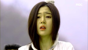 Empress.Ki.E38.140317.HDTV.XviD-LIMO.avi_002698465