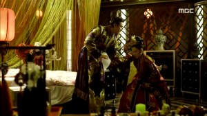 Empress.Ki.E39.140318.HDTV.XviD-LIMO.avi_002087454