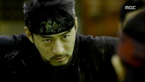 Empress.Ki.E44.140407.HDTV.XviD-LIMO.avi_001557590