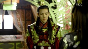 Empress.Ki.E45.140408.HDTV.XviD-LIMO.avi_002702268