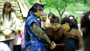 Empress.Ki.E50.140428.HDTV.XviD-LIMO.avi_001302802