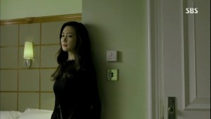 Temptation E02.avi_003112512