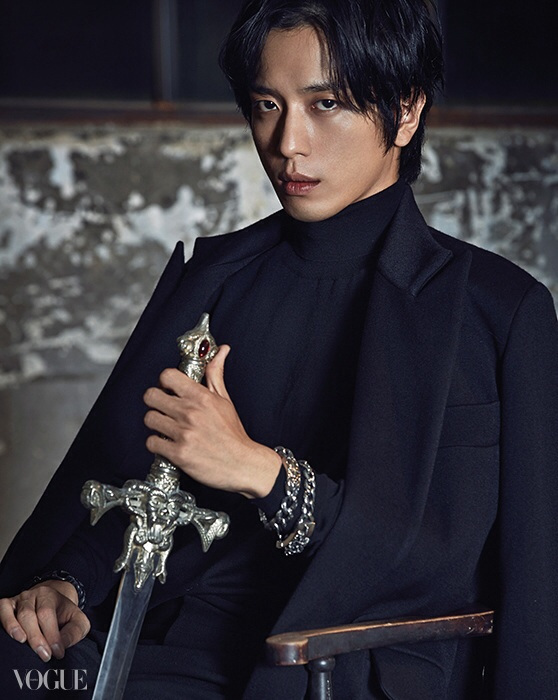 threemusketeers+vogue+aug14+3