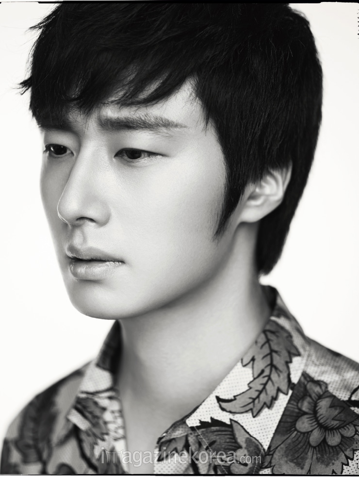 jungilwoo+bazaar+aug14+2