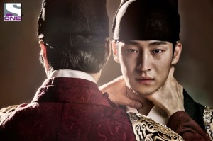 Secret_Door3-670x446