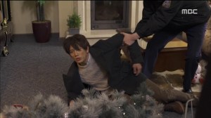 Kill.Me.Heal.Me.E01.150107.HDTV.H264.450p-LIMO.avi_000349687