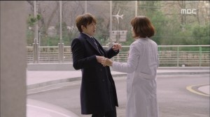 Kill.Me.Heal.Me.E04.150115.HDTV.H264.450p-LIMO.avi_000214654