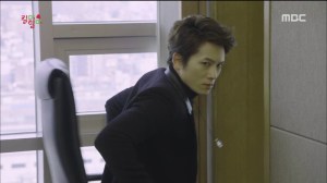 Kill.Me.Heal.Me.E10.150205.HDTV.H264.450p-LIMO.avi_001710926