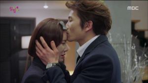 Kill.Me.Heal.Me.E12.150212.HDTV.H264.450p-LIMO.avi_001720975